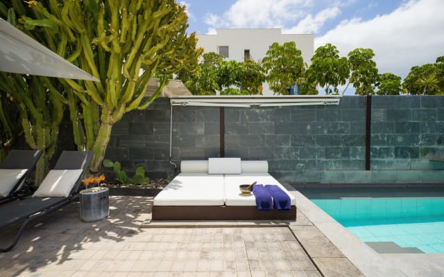 CHAMBRE AFRICA avec piscine et salle de sport