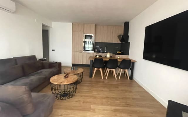 Belo apartamento no centro da cidade de Castelldefels.