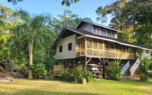  Casa Jardín ☆ Frente ao Oceano☆