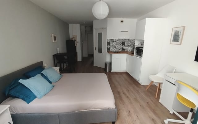 Apartamento estúdio de 30 m2 num pátio no centro da cidade. Localização