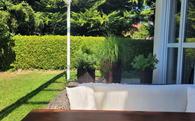 Spacious apartment with private bedroom and garden in Munich - Picture 8