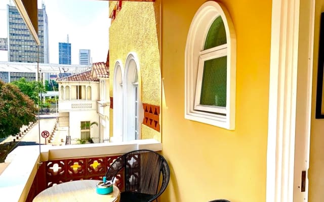 59-E2 Studio avec balcon à Grenade, meilleur emplacement