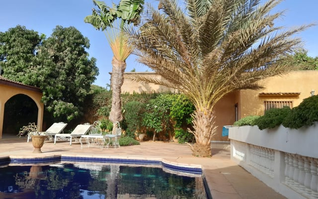 Une belle Villa avec jardin, piscine hors Résidence à Ngaparou Sénégal - Photo 2