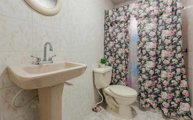 Manuél's listing on misterb&b - Bathroom