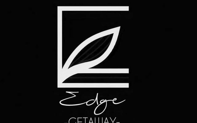 Edge Getaway:  Stay edgy, stay cozy