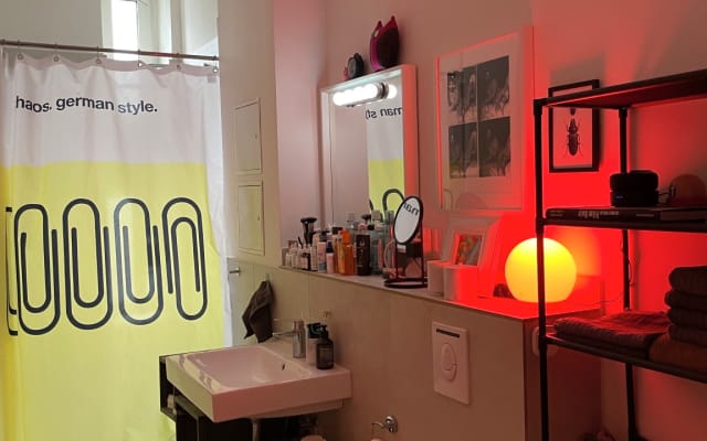 Eric Mai's listing on misterb&b - Bathroom