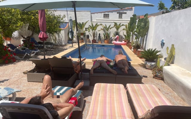 Naturist single or double room - Picture 15