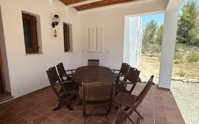 Villa in quiet area of ibiza
Ideal for groups of friends.
Welcome