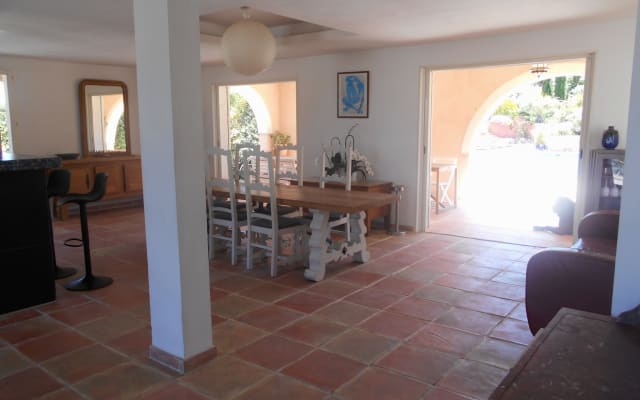 LA LANTERNE GOLFE SAINT TROPEZ 22 pers* GROSSE VILLA évent!
