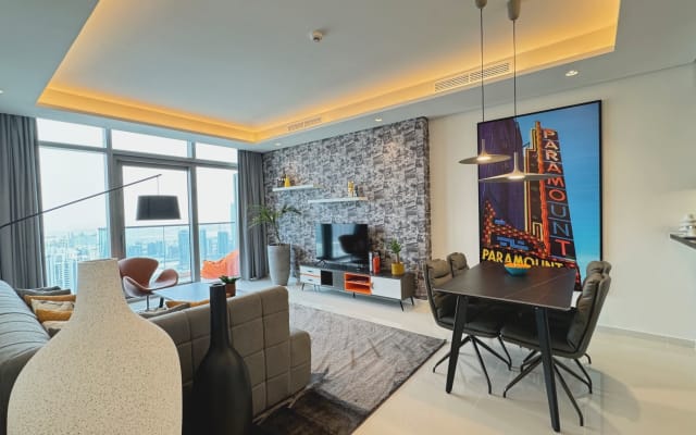 PARAMOUNT MIDTOWN APARTAMENTO COM 1 QUARTO E VISTA PARA O BURJ KHALIFA