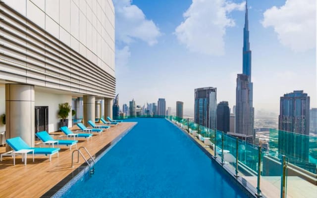 PARAMOUNT MIDTOWN APARTAMENTO COM 1 QUARTO E VISTA PARA O BURJ KHALIFA