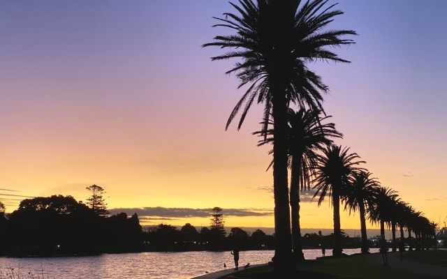 Ideal for a luxury staycation! 
 - Picture 8