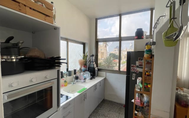 Apartamento moderno de 3 assoalhadas, apenas a 100 metros da praia.