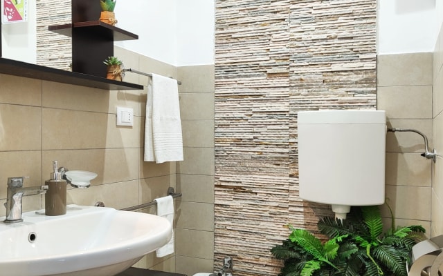 Salvo's listing on misterb&b - Bagno privato