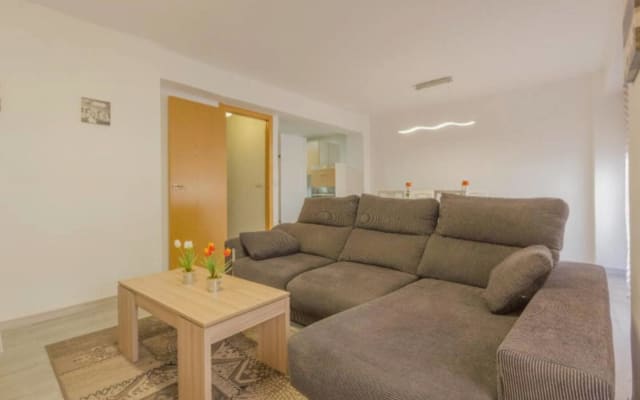 Moderno, 3 BR/2BA Lavadora / Secadora, Fibra y Metro