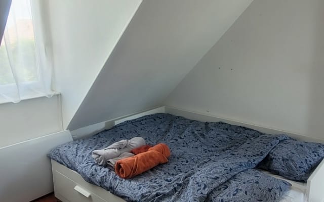 Quarto com casa de banho privativa a 45 minutos de Paris Montparnasse
