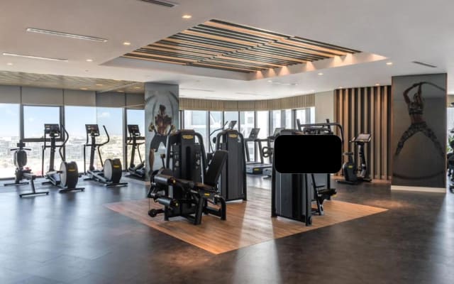 PARAMOUNT MIDTOWN STUNNING 3 BEDROOM APARTMENT CITY VIEW