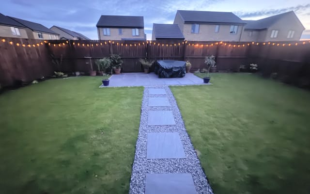 Charming private room in Darlington!