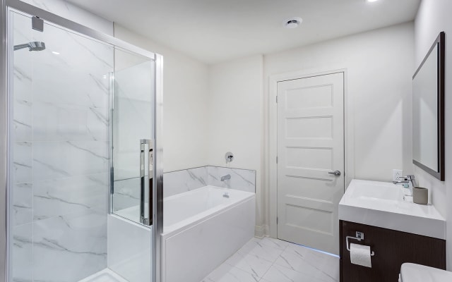 Corporate Stays L'Equinoxe Contemporary & New 2BR - Picture 11