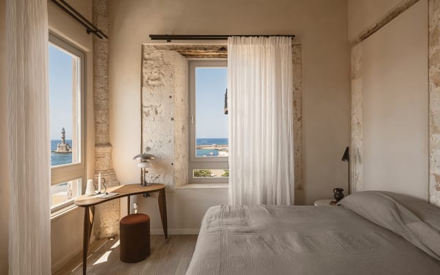 Aisha Hotel , Faros , Uma viagem no tempo