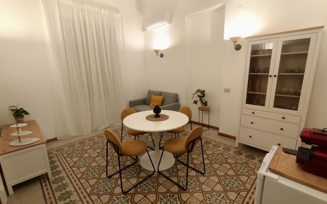 shared apartment in the center of Palermo