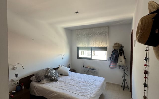 Double room with private bathroom in Ibiza town