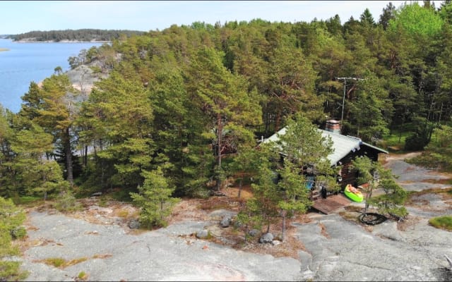 Île exotique située dans l'archipel du sud-ouest de la Finlande.