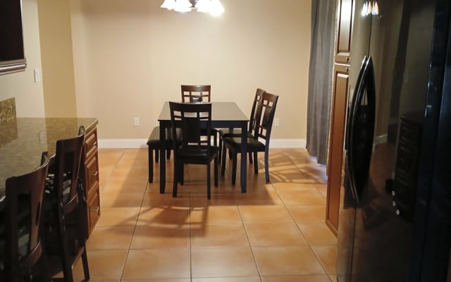 Beautiful home in Miami - Picture 5