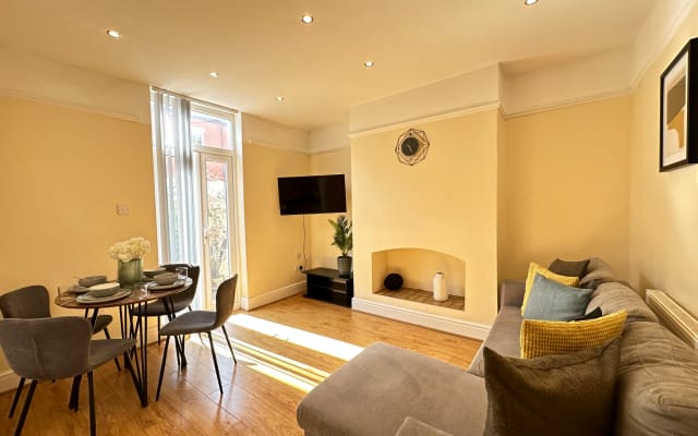 Orange Rentals | Casa para 10 pessoas | Sefton Park & Lark Lane