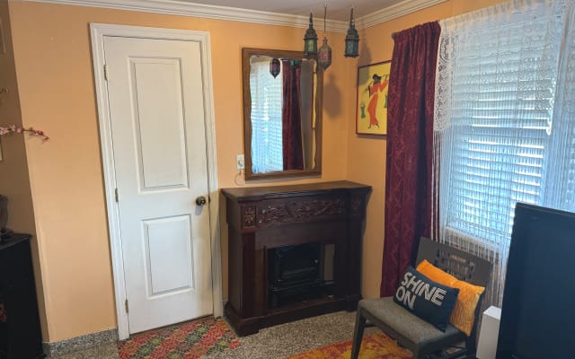 Spacious NJ home with outdoor space 10 minutes to Times Square