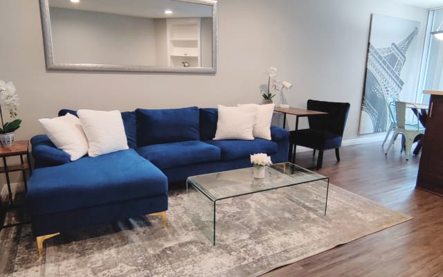 Skyline Terrace Jr 1-Bedroom with Balcony and Roof-Top Pool