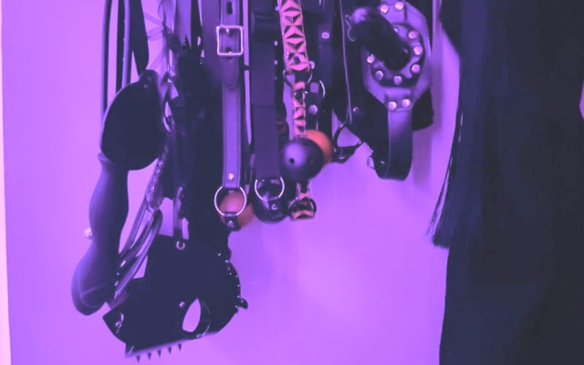 Vollständig ausgestattetes BDSM-Haus in Belfast mit perversen Spielzimmern - Foto 8