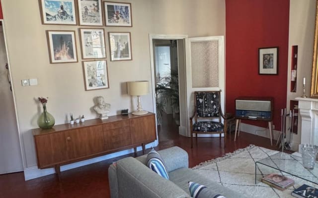 Apartamento com vista no coração do centro da cidade de Nîmes