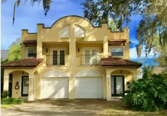 Comfy Townhouse in Artsy LGBT Neighborhood Minutes From Downtown