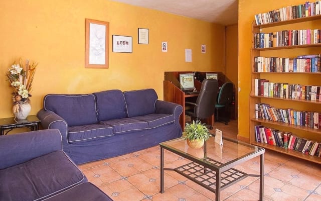 Nice shared apartment in Los Cristianos nudity in unit ok