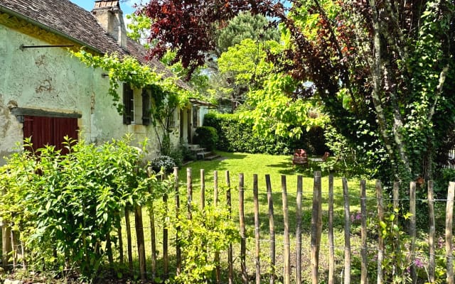 The Snug House - Petit cottage dans la campagne de la Dordogne.