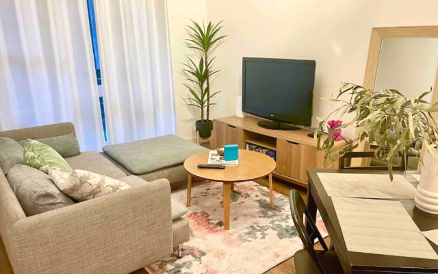 Bedroom close to Central Station and gay nighlife in Surry Hills - Picture 4