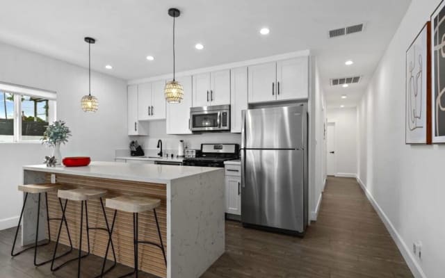 Truly amazing two bedroom one bath unit. Trust me. You will love it!