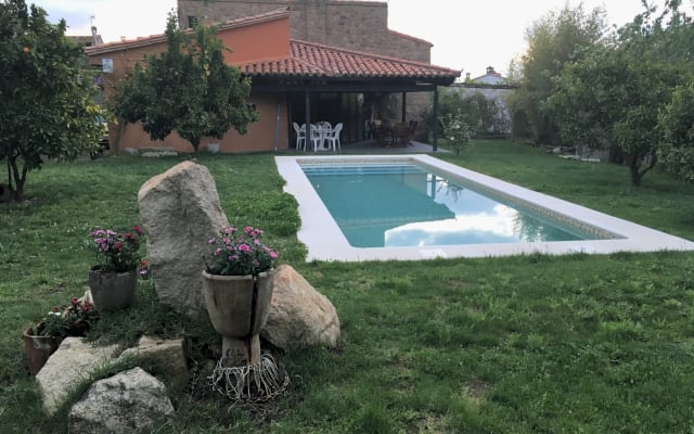 Villa avec piscine exclusivement pour vous sur un terrain clos