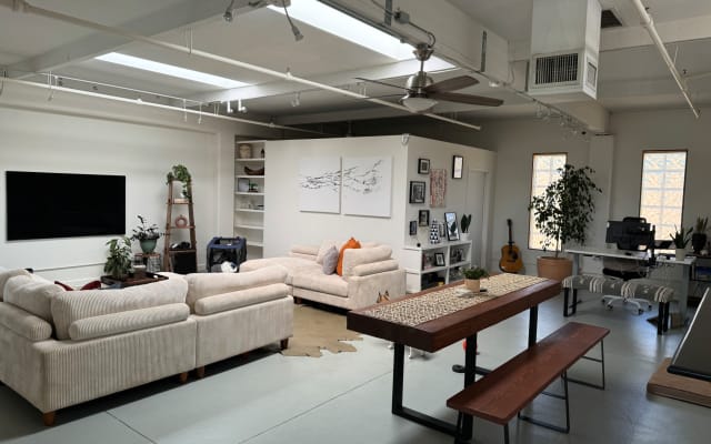 1500sqft light filled loft with private bedroom and dog friendly