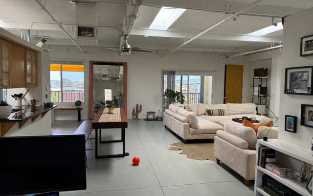 1500sqft light filled loft with private bedroom and dog friendly