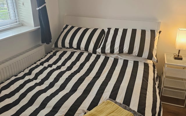 Charmante petite chambre double dans la banlieue de Dublin