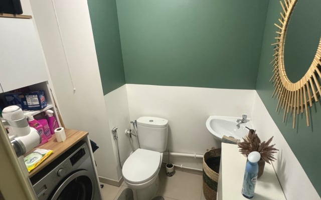 Chambre dans bel appartement juste à côté de la gare Riquier