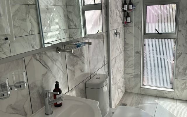 Chelsea's listing on misterb&b - Bathroom