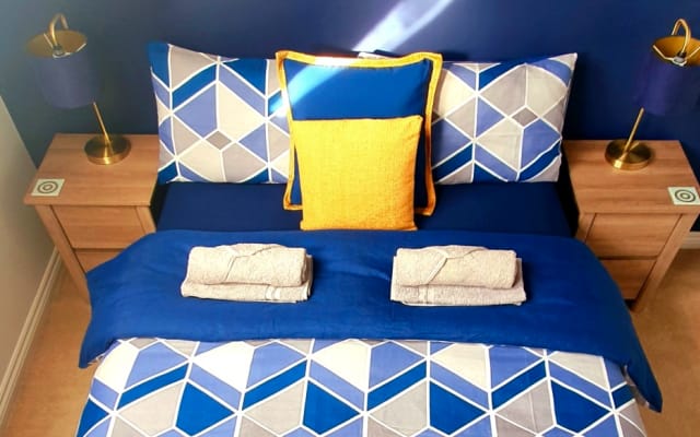 Preciosa y tranquila habitación a las afueras de Norwich con baño...