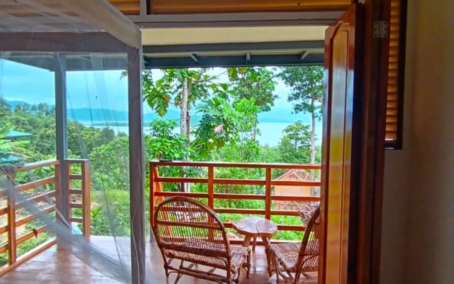 Lodge privé au cœur de la jungle de Port Barton.