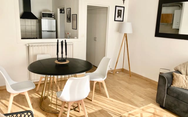 Apartamento cerca del centro de la ciudad y de las tiendas
