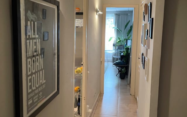 BEAUTIFUL ROOM NEAR THE BEACH (MAR BELLA) - (SUBWAY)
