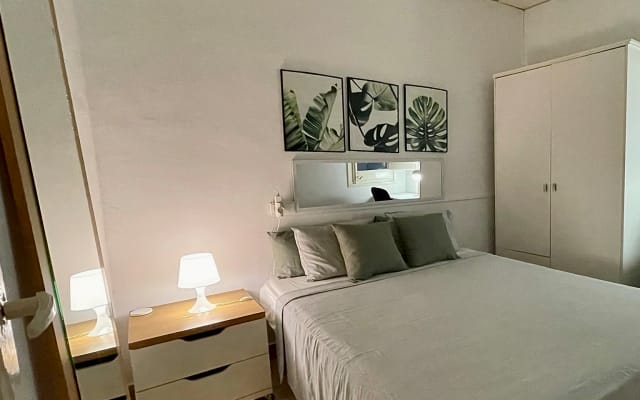 BEAUTIFUL ROOM NEAR THE BEACH (MAR BELLA)