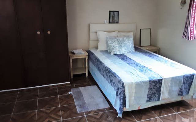 Neue Kabine im Dschungel Bad, Hängematte, Doppelbett, kitchinete.